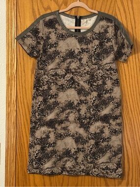 Grey State Cotton Lynx Fluer Printed T-Shirt Dress - NWT - Size 3 (US L)